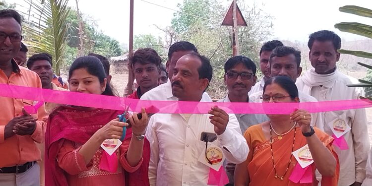 गोपाळपूर येथे जि. प.अध्यक्षा ॲड सीमा वळवी यांच्या हस्ते नवीन अंगणवाडी बांधकामाचे उद्घाटन