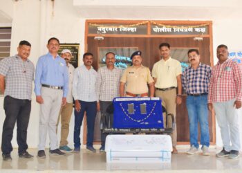 चोराने झोपडीत ठेवला AC, तळोदा येथील चैन स्नॅचिंगसह घरफोडीतील आरोपी जेरबंद , 85 हजार रुपये किमतीचा मुद्देमाल हस्तगत