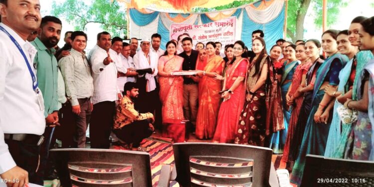 परिवर्धा केंद्राचे केंद्रप्रमुख संतोष पाटील यांचा सेवापूर्ती सोहळा