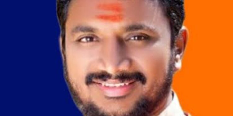 कन्यादान या हिंदु धर्म परंपरेची खिल्ली उडविणाऱ्या आ. अमोल मिटकरीवर नंदुरबार पोलीस दाखल झाली तक्रार