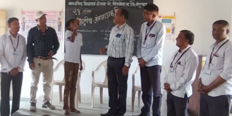 शेजवा येथील माध्यमिक विद्यालयात राष्ट्रीय जंतनाशक दिन उत्साहात साजरा
