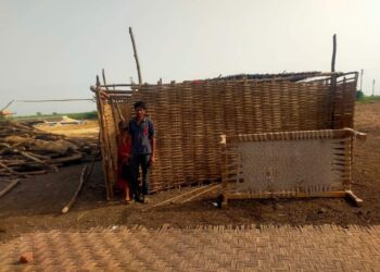 महाराष्ट्राचा वोटर नंबर एकच्या बापाला शासनाने आणले उघड्यावर