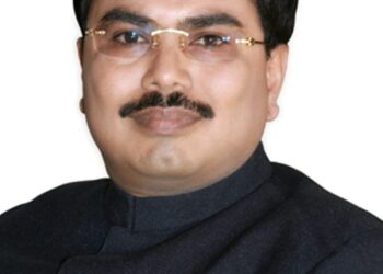 नवापूर पालिकेला पथदिव्यांसाठी विविध योजनेतून ७ कोटी ७४ लक्ष रूपयांचा निधी मंजुर