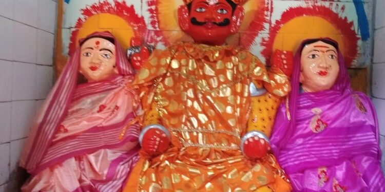 दोन वर्षाच्या खंडानंतर उमर्दे खुर्द येथे श्री.खंडेराव महाराज यांच्या यात्रेनिमित्त बारा गाड्या ओढण्याचा कार्यक्रम होणार