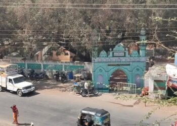 नंदूरबार जिल्ह्यातील प्रत्येक मज्जित बाहेर बंदोबस्त,पोलीसांनी 17 मनसे कार्यकर्त्यांना बजावल्या नोटीसी