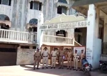 नवापूर व विसरवाडी येथे मंदिर, मज्जिद परिसरात पोलिस दलातर्फे चौख बंदोबस्त