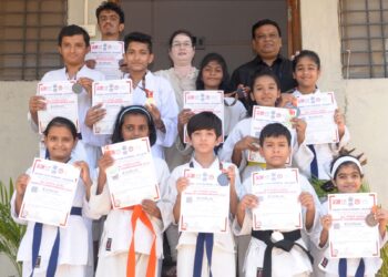 नेहरू युवा केंद्र कराटे स्पर्धेत नंदुरबार जिल्ह्यातील विद्यार्थ्यांचे यश