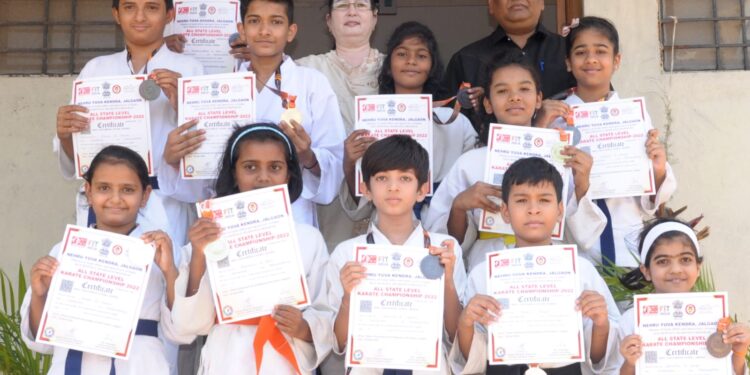 नेहरू युवा केंद्र कराटे स्पर्धेत नंदुरबार जिल्ह्यातील विद्यार्थ्यांचे यश