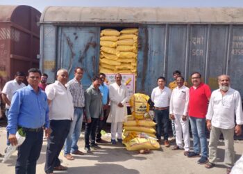 शेतकऱ्यांसाठी आनंदाची बातमी: नंदूरबार येथे रॅक पॉईंटचे आ. डॉ. विजयकुमार गावित यांच्या हस्ते उद्घाटन, खा. डॉ.हीना गावित यांच्या प्रयत्नांना आले यश