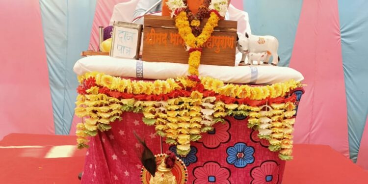 ओमशांति नगरात श्रीमद् भागवत कथेत सोमवारी श्रीकृष्ण जन्मोत्सव