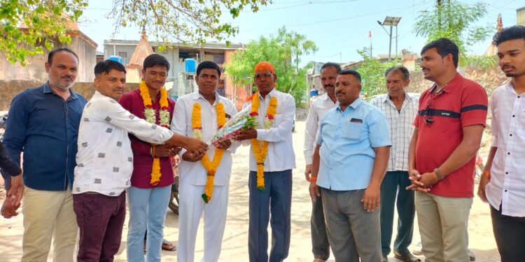 दहिंदुले आदिवासी विकास कार्यकारी सोसायटीची निवडणुक बिनविरोध,व्हा. चेअरमनपदी भटू बोराणे तर सदस्यपदी हेमंत माळी यांची निवड