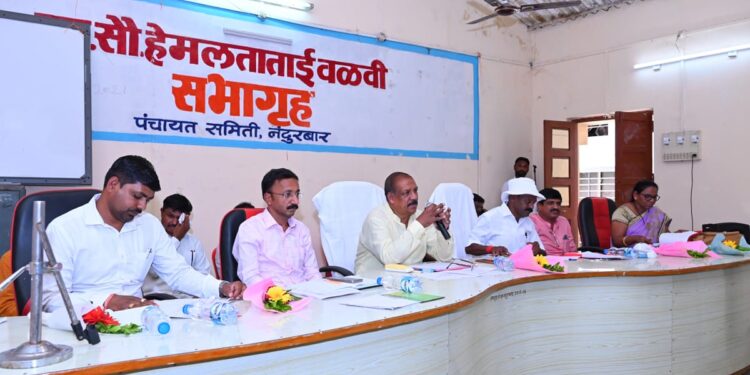 पाणी टंचाई संदर्भात काही उपायोजनेबाबत  दोन दिवसात प्रस्ताव सादर करा : आ.डॉ. विजयकुमार गावित