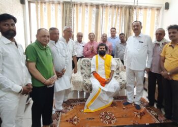 वल्लभाचार्य प.पु १०८ व्रजराजकुमार महाराजांचे आगमन; शैक्षणिक,समाजकार्यासाठी मंथन, आज ब्रह्मसंबंध, जाहीर प्रवचनाचा कार्यक्रम