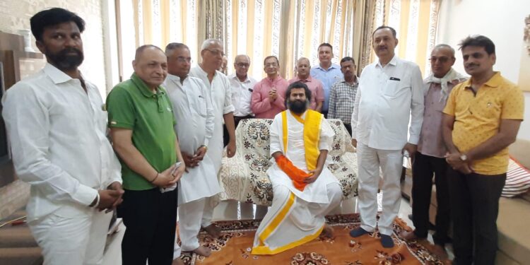 वल्लभाचार्य प.पु १०८ व्रजराजकुमार महाराजांचे आगमन; शैक्षणिक,समाजकार्यासाठी मंथन, आज ब्रह्मसंबंध, जाहीर प्रवचनाचा कार्यक्रम