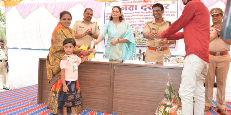 पाच कुटुंबांचे संसार रुळावर आणत जिल्हा पोलीस दलातर्फे जनता दरबाराचे यशस्वी आयोजन , एकाच दिवसात तब्बत 106 तक्रारींचे निवारण