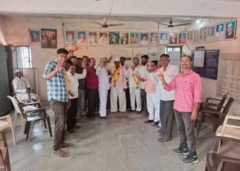 कोंढावळ सोसायटीच्या चेअरमनपदी गणपत माळी तर व्हा चेअरमनपदी नथा रोकडे यांची बिनविरोध निवड