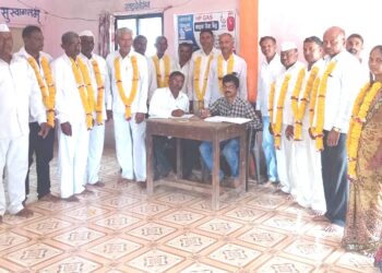 काकर्दे विकासोवर भाजपा पुरस्कृत विकास पॅनलचे सर्वच उमेदवार बिनविरोध