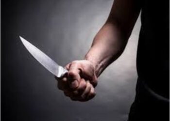 पँसेजर भरण्याचा वादातून एकावर चाकूने हल्ला