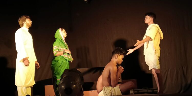 नंदुरबारात ‘महाज्योती’तर्फे उद्या ‘तृतीय रत्न’ नाटकाचा नि:शुल्क प्रयोग, रंगमंचावरील पहिले समाजिक क्रांतीकारी नाटक