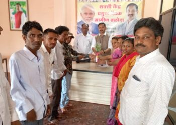 पाच टक्के अपंग निधी मिळावा,अपंग जनता दलाची मागणी, आ. राजेश पाडवी यांना दिले निवेदन