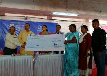 अन् ..नंदूरबार येथील स्टेट बँक ऑफ इंडियातर्फे महिलेला अचानक मिळाले ३० लाख