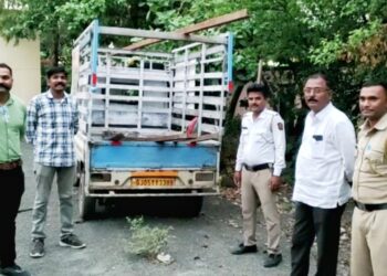 राष्ट्रीय महामार्गवरील बांधकामाचे साहित्य चोरणाऱ्या संशयित सात जणांना अटक