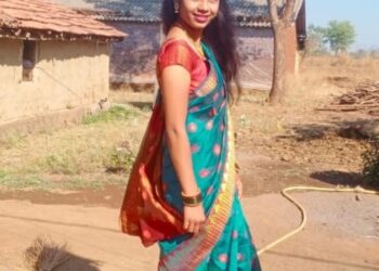 विद्यार्थिनीची आत्महत्या होती की घातपात याबाबत सखोल चौकशीची ग्रामस्थांची मागणी