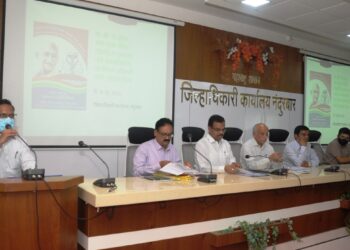 नागरिकांचे स्थलांतर थांबविण्यासाठी अधिकाधिक वैयक्तिक लाभाच्या योजना राबवा : रोहयो अपर मुख्य सचिव नंदकुमार