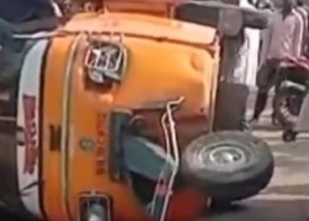 लोणखेडा येथे तिहेरी भीषण अपघात, वाहनांचे मोठ्या प्रमाणात नुकसान