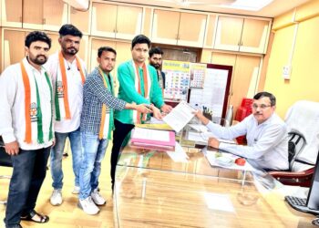 पालकमंत्री ॲड. के. सी. पाडवी यांच्या बद्दल बदनामीकारक पोस्ट केल्याने ग्रामसेवकाविरुद्ध पोलिसात तक्रार