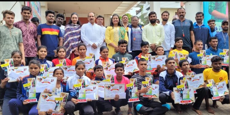 संसदरत्न खा. डॉ. हिना गावित यांच्या वाढदिवसानिमित्त भव्य मॅरेथॉन स्पर्धा उत्साहात