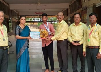 श्रॉफ हायस्कूलचा मयूर पवार याला राष्ट्रीय स्पर्धेत कांस्यपदक