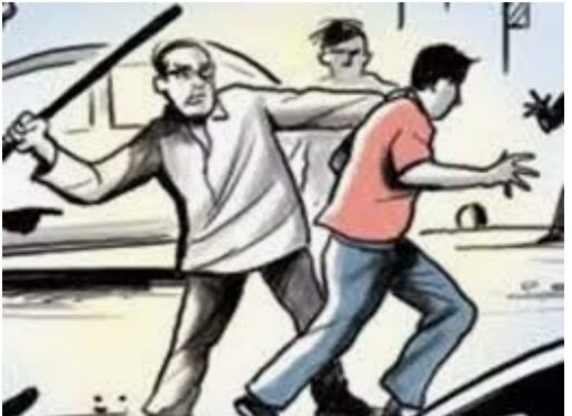 पत्नीसोबत फोनवर का बोलतो असे विचारल्याचा राग आल्याने एकास मारहाण ; दोघांविरुद्ध गुन्हा दाखल