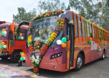 अहमदनगर-पुणे मार्गावर धावली राज्य पर‍िवहन महामंडळाची राज्यातील पह‍िली ‘ई-बस’