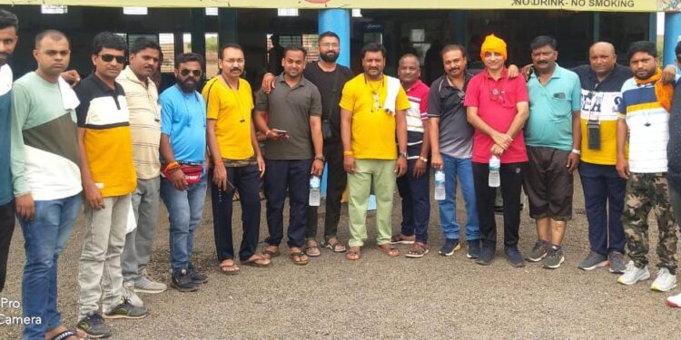 तळोदा येथून ७० भाविक अमरनाथ यात्रेसाठी रवाना