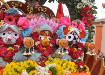 अहमदाबाद,पुरीच्या धर्तीवर नंदनगरीत निघाली जगन्नाथ रथयात्रा, हजारो भाविकांची उपस्थीती