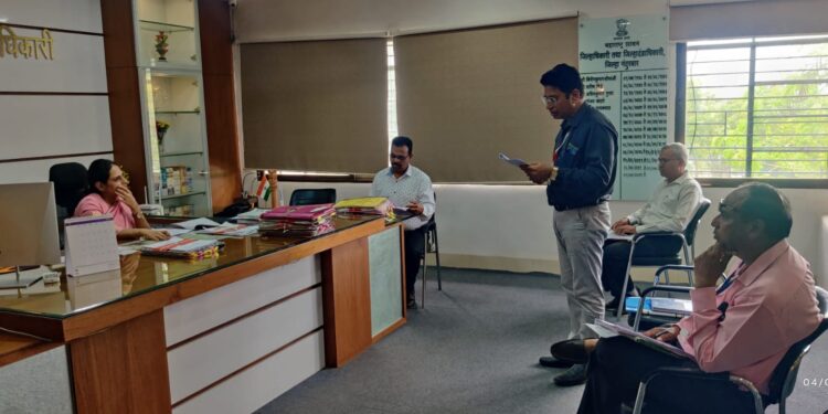 जिल्ह्यात एकही शाळाबाह्य बालक नको जिल्हाधिकारी मनीषा खत्री यांचे आवाहन