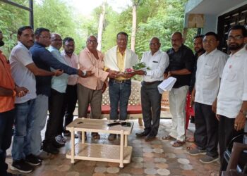 तळोदा मराठी पत्रकार संघाच्या तालुकाध्यक्षपदी उल्हास मगरे तर उपाध्यक्षपदी दिपक मराठे यांची निवड