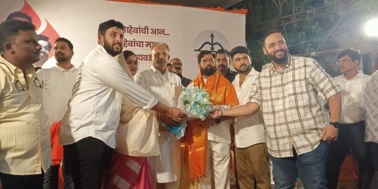 माजी आ.चंद्रकांत रघुवंशी गटाचा मुख्यमंत्री एकनाथ शिंदेंना पाठिंबा, काँग्रसच्या नगराध्यक्षा सौ. रत्ना रघुवंशी यांचीही उपस्थिती