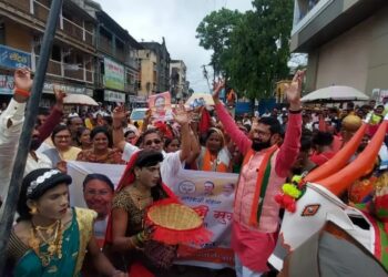 राष्ट्रपती मा.द्रोपदी मुर्म यांचा शपथविधी निमित्त नंदुरबार शहरात आनंदोत्सव साजरा