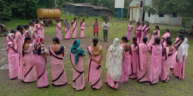 धडगाव येथे अंगणवाडी सेविकांचे प्रभावी पोषण शिक्षणावर प्रशिक्षण उत्साहात