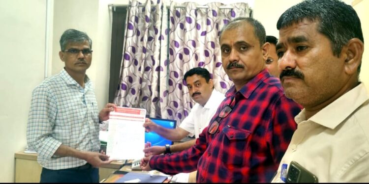 शालेय पोषण आहाराच्या ऑनलाइन लेखापरीक्षणास शिक्षक परिषदेचा तीव्र विरोध