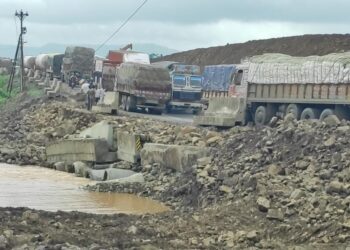 विसरवाडी जवळील पुल दुरुस्त, वाहनांची वाहतूक पुन्हा सुरू