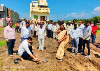 आ.राजेश पाडवी यांच्या कडून विविध विकास कामांचे भूमिपूजन