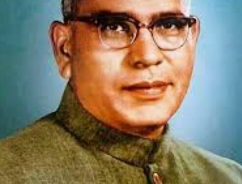 ‘शेतकऱ्यांचे कैवारी वसंतराव नाईक’