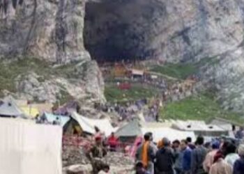 अरे बापरे : अमरनाथ येथे झालेल्या ढगफुटीमूळे नंदूरबार जिल्ह्यातील ४  भाविक अडकले