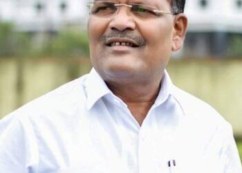 सुरवाणी येथील विविध वस्तीगृहात कर्मचारी राहतात अनुपस्थित, चौकशीची जि.प सभापती रतन पाडवी यांची जिल्हाधिकाऱ्यांकडे मागणी