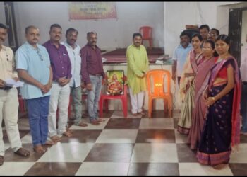 वस्तीशाळा शिक्षक नियमित वेतनश्रेणी पासून वंचित, धडगाव येथे शिक्षक संपर्क मेळाव्यात शिक्षक परिषदेकडे भावनिक साद