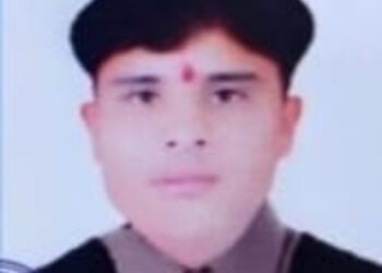 स्वराज्य पोलीस मित्र माहिती अधिकार व पत्रकार संरक्षण खानदेश विभागिय उपाध्यक्ष म्हणून आनंदा पाटील यांची नियुक्ती