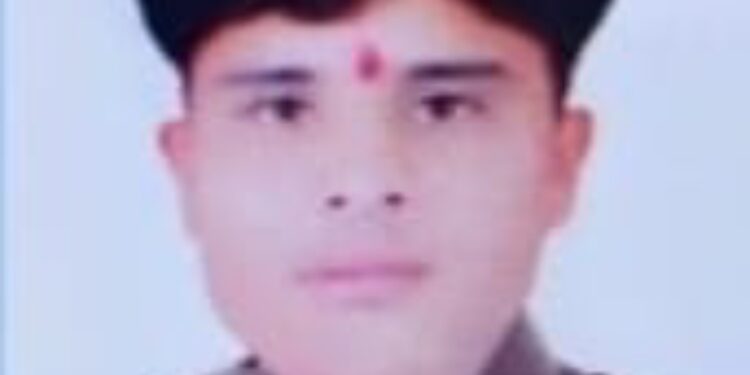 स्वराज्य पोलीस मित्र माहिती अधिकार व पत्रकार संरक्षण खानदेश विभागिय उपाध्यक्ष म्हणून आनंदा पाटील यांची नियुक्ती